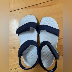 Dark blue native kid sandal 13